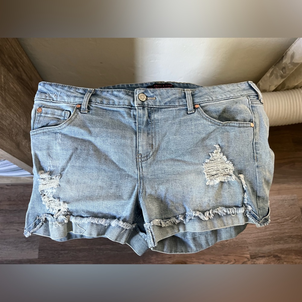 Shorts size 13